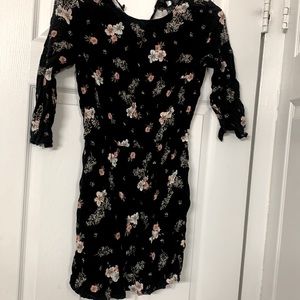 Back flower pattern dress